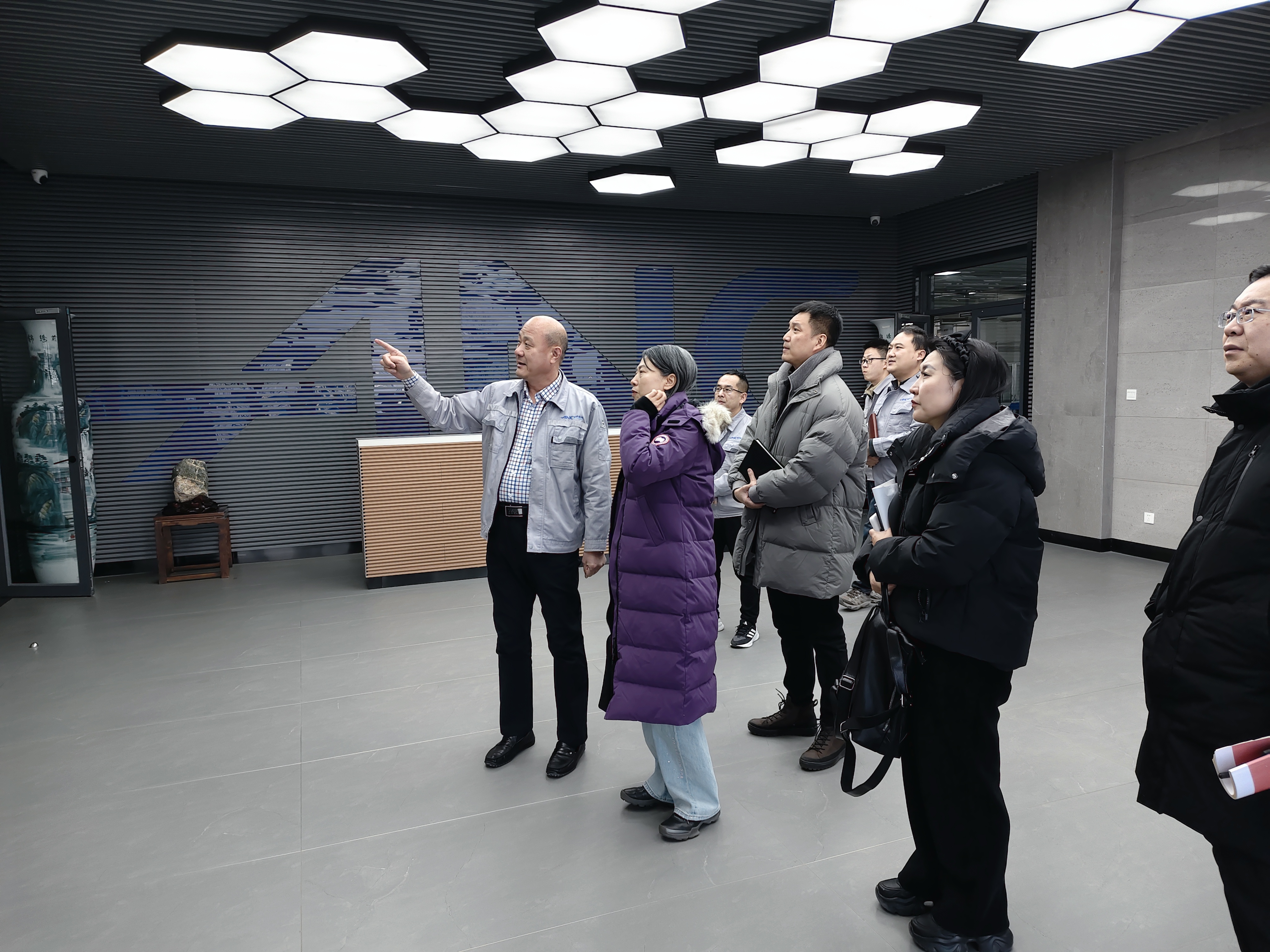 �Ͳ�ְҵ������ѧ�쵼ݰ�ٵ���ָ��